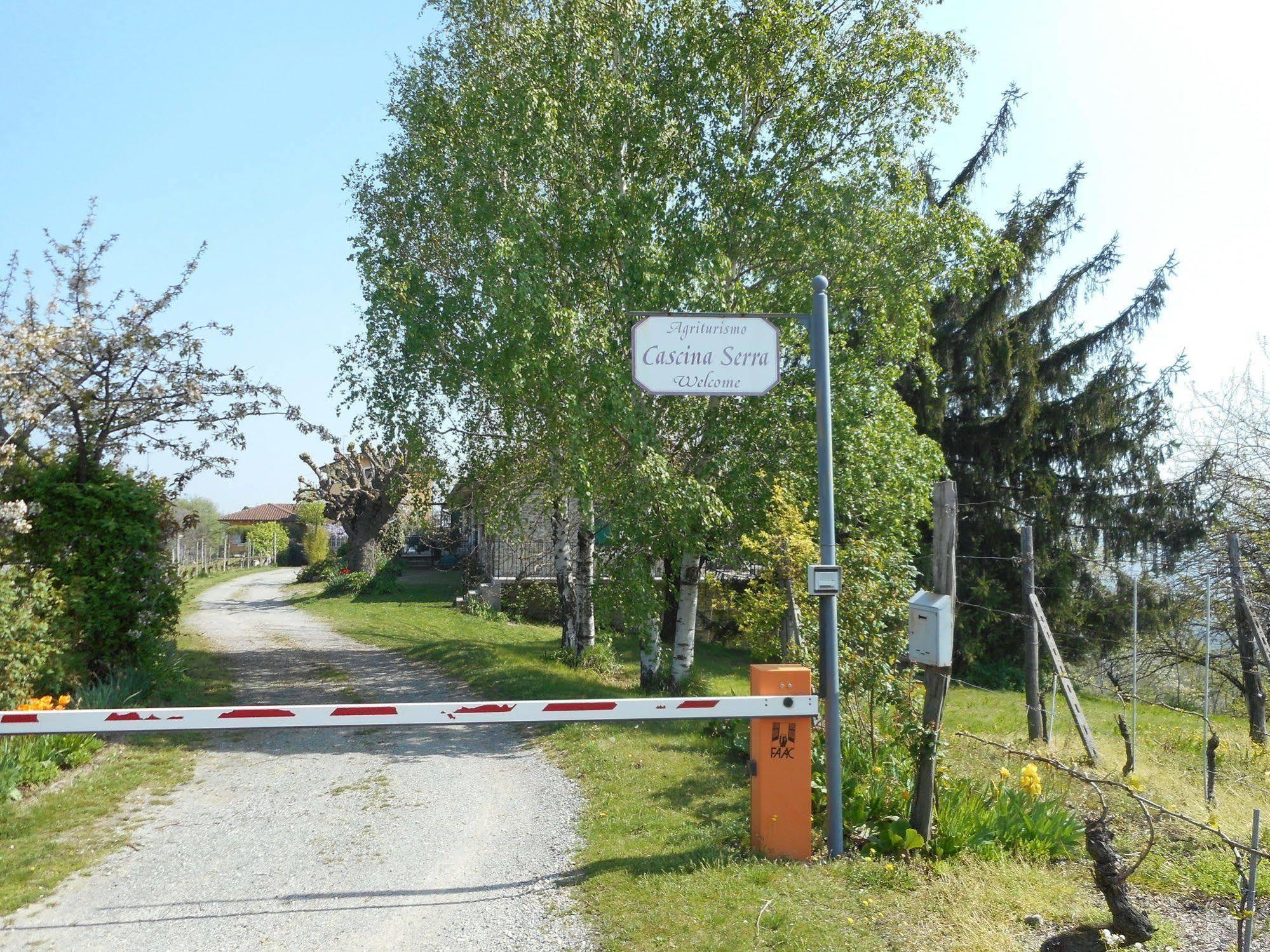 Agriturismo Cascina Serra Cossano Belbo Dış mekan fotoğraf