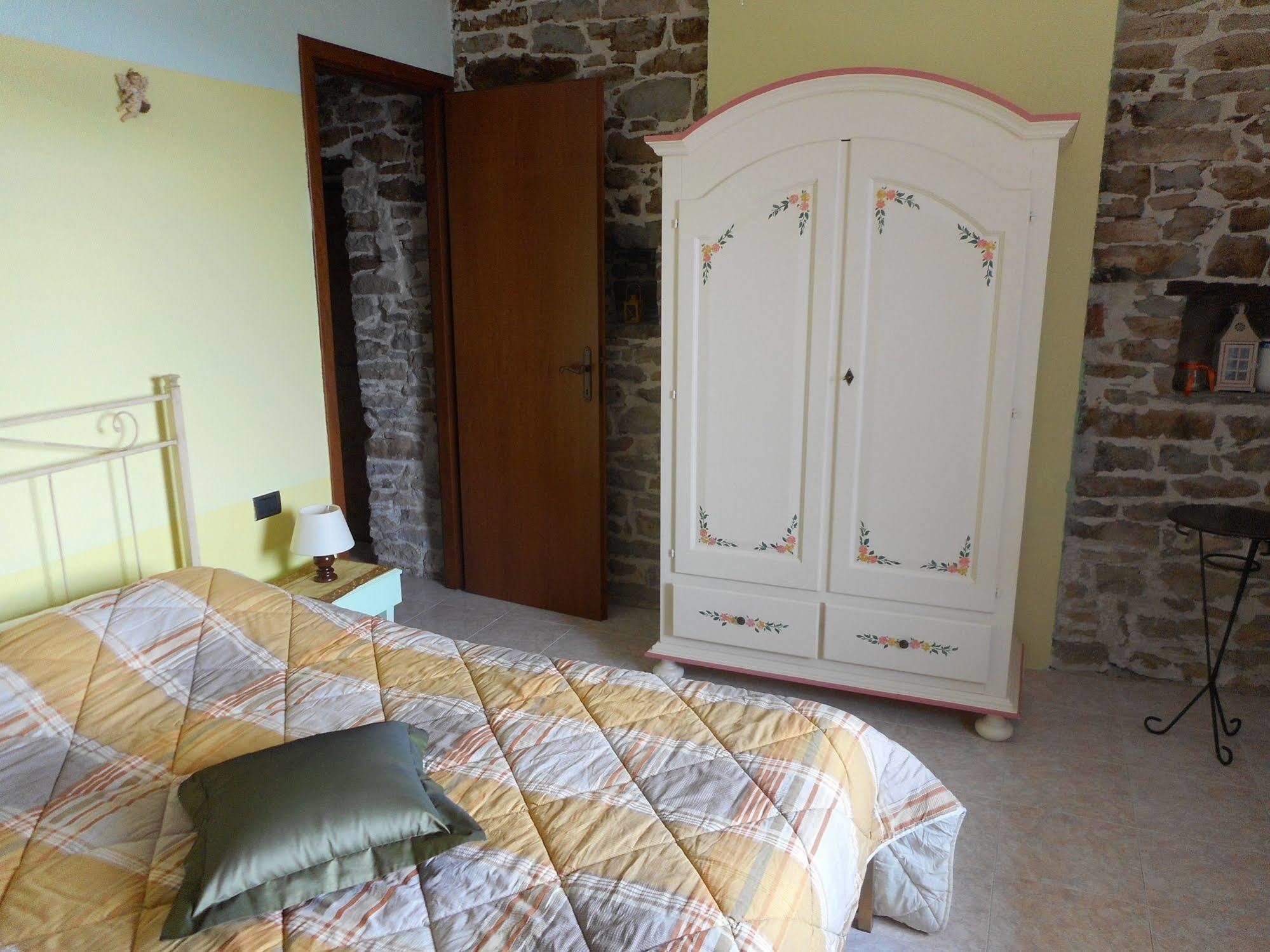 Agriturismo Cascina Serra Cossano Belbo Dış mekan fotoğraf